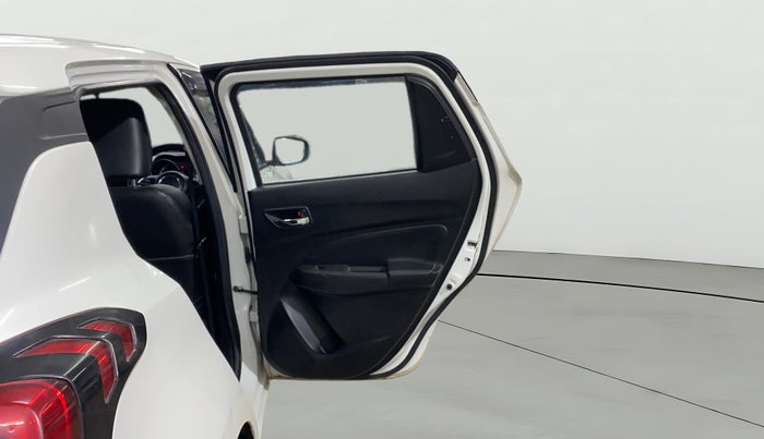 2023 Maruti Swift VXI, Petrol, Manual, 17,221 km, RHS Rear Door