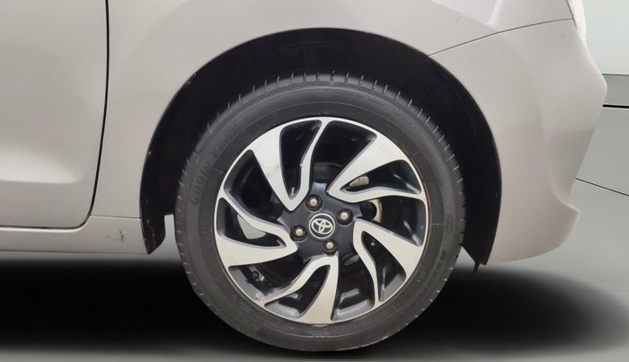 2020 Toyota Glanza V CVT, Petrol, Automatic, 70,840 km, Right Front Wheel