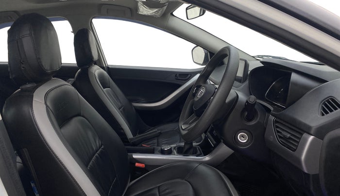 2023 Tata NEXON XM PLUS SUNROOF PETROL, Petrol, Manual, 27,881 km, Right Side Front Door Cabin
