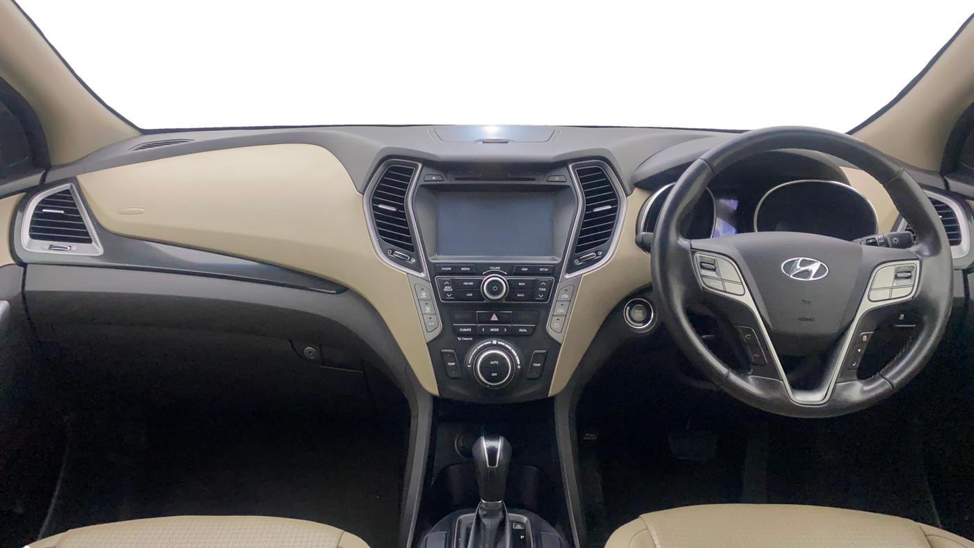 2015 Hyundai Santa Fe 4 WD AT, Diesel, Automatic, 81,011 km, Dashboard