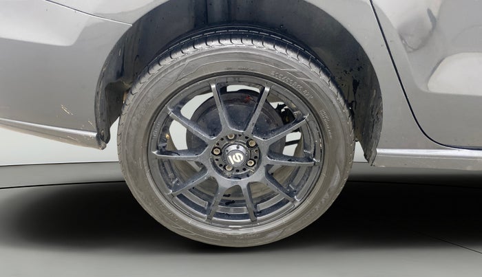 2018 Volkswagen Vento 1.2 TSI HIGHLINE PLUS AT, Petrol, Automatic, 87,680 km, Right Rear Wheel