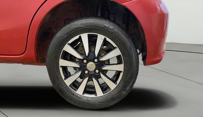 2019 Toyota Etios Liva V DUAL TONE, Petrol, Manual, 84,883 km, Left Rear Wheel