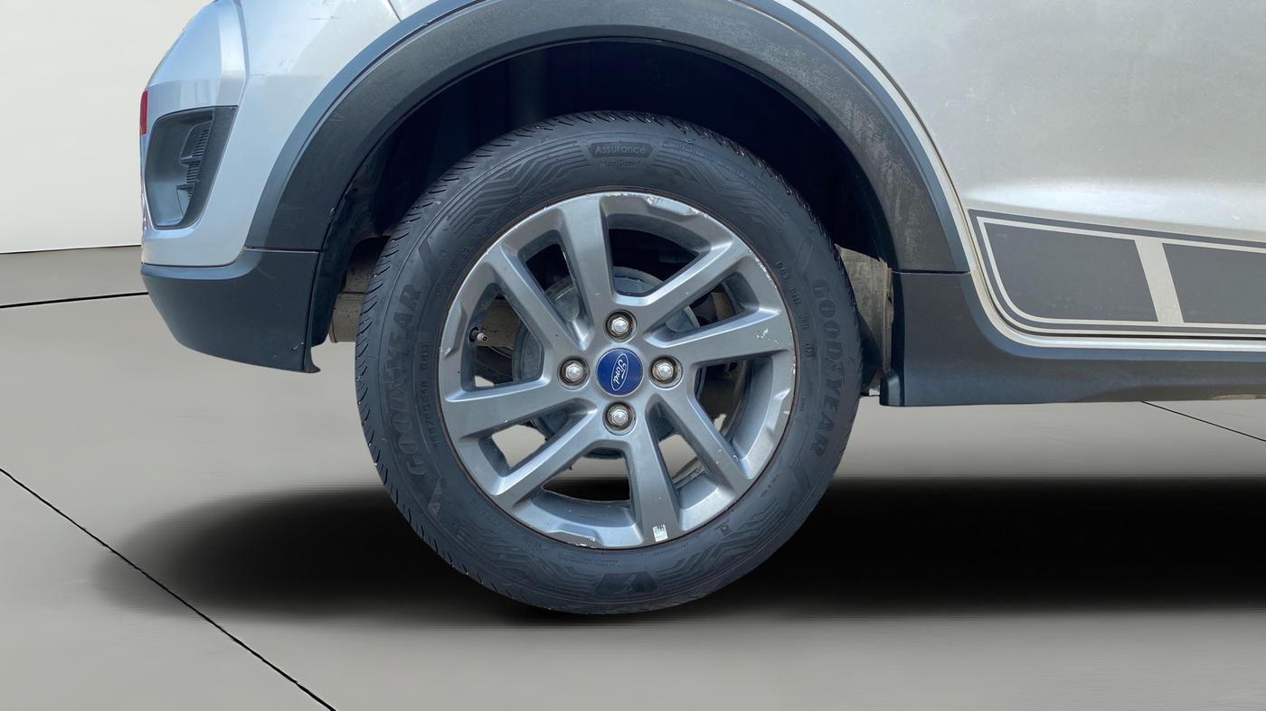 2018 Ford FREESTYLE TITANIUM PLUS 1.2 PETROL, Petrol, Manual, 63,441 km, Right Rear Wheel