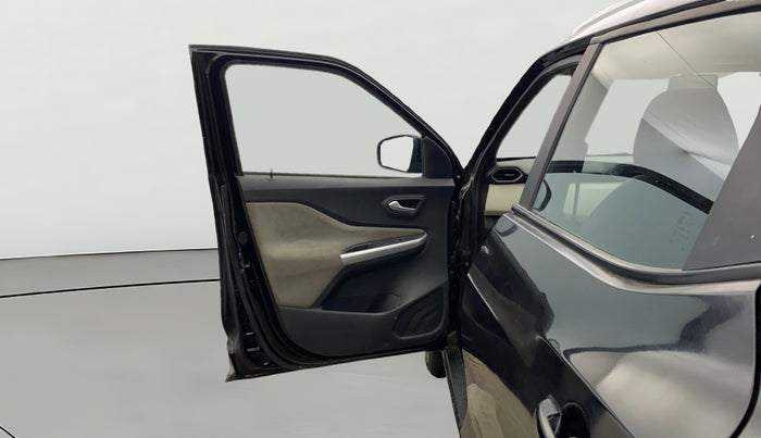 2023 Nissan MAGNITE XL, CNG, Manual, 50,733 km, LHS Front Door