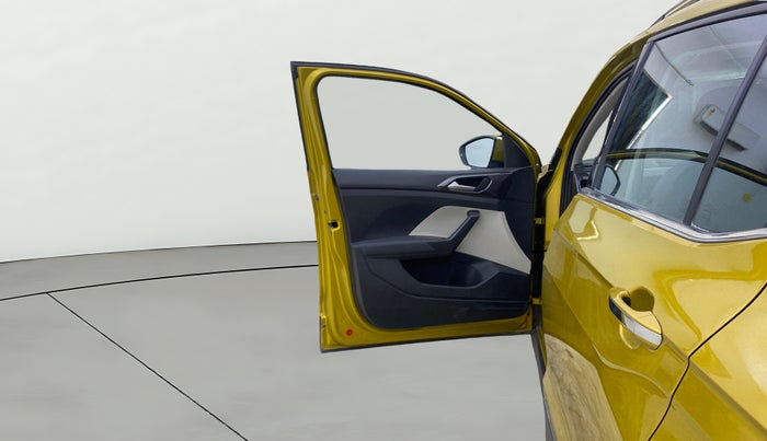 2022 Volkswagen TAIGUN TOPLINE 1.0 TSI MT, Petrol, Manual, 6,611 km, LHS Front Door