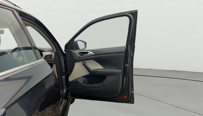 2023 Volkswagen TAIGUN GT PLUS 1.5 TSI DSG, Petrol, Automatic, 20,622 km, RHS Front Door