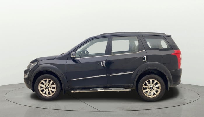 2016 Mahindra XUV500 W10 AT, Diesel, Automatic, 82,399 km, Left Side