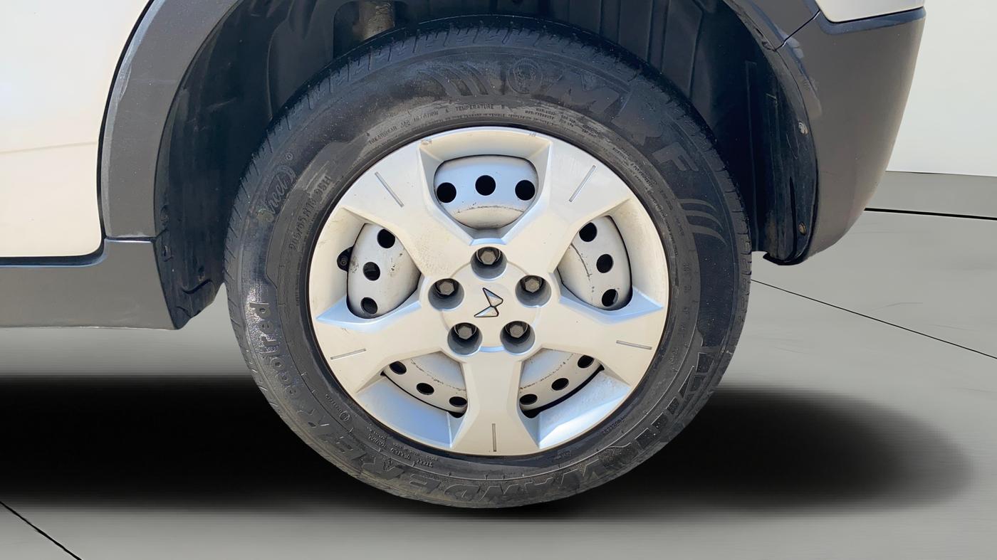 2019 Mahindra XUV300 W4 1.5 DIESEL, Diesel, Manual, 56,364 km, Left Rear Wheel