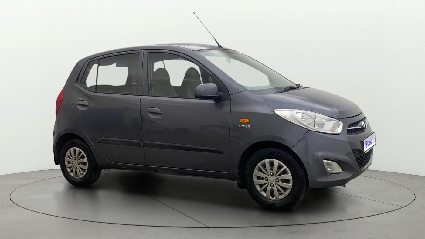 2016 Hyundai i10 SPORTZ 1.1, Petrol, Manual, 59,754 km, Right Front Diagonal
