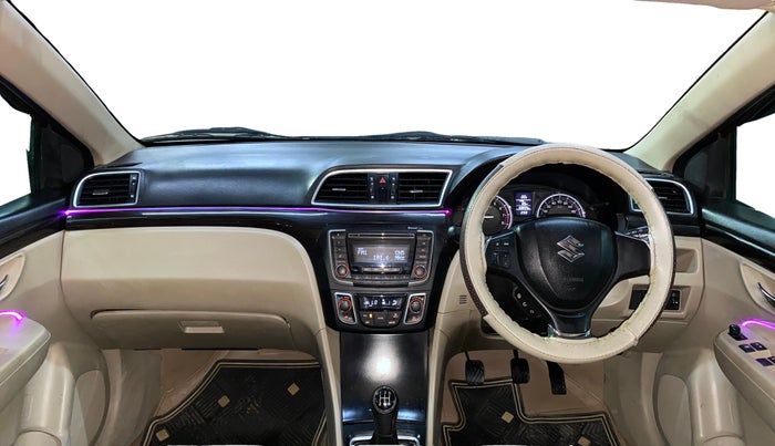 2017 Maruti Ciaz DELTA 1.4 MT PETROL, Petrol, Manual, 63,248 km, Dashboard