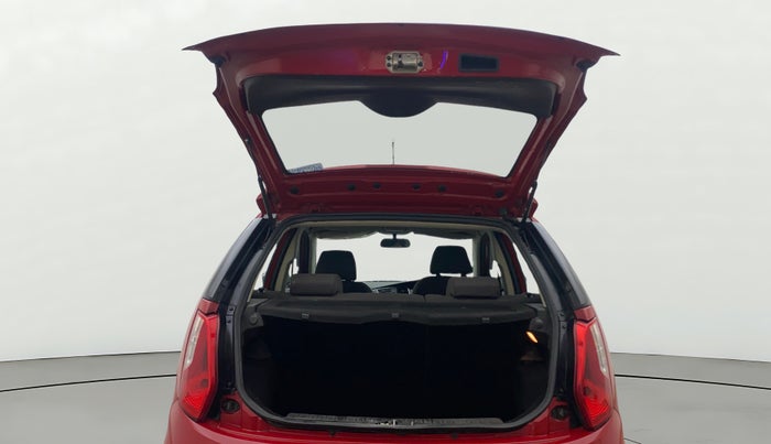 2014 Tata Bolt XT REVOTRON, Petrol, Manual, 26,122 km, Boot Door Open