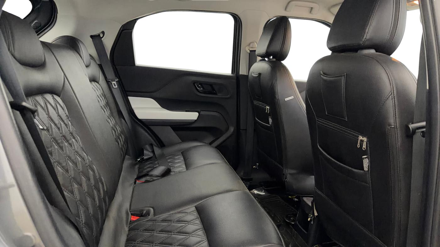 2021 Tata PUNCH ACCOMPLISHED AMT, Petrol, Automatic, 46,898 km, Right Side Rear Door Cabin