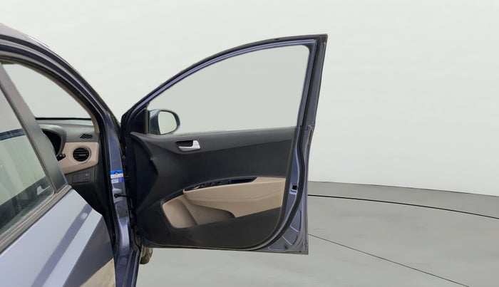 2017 Hyundai Xcent S 1.2, Petrol, Manual, 97,199 km, RHS Front Door