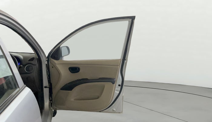 2014 Hyundai i10 MAGNA 1.1, Petrol, Manual, 38,066 km, RHS Front Door