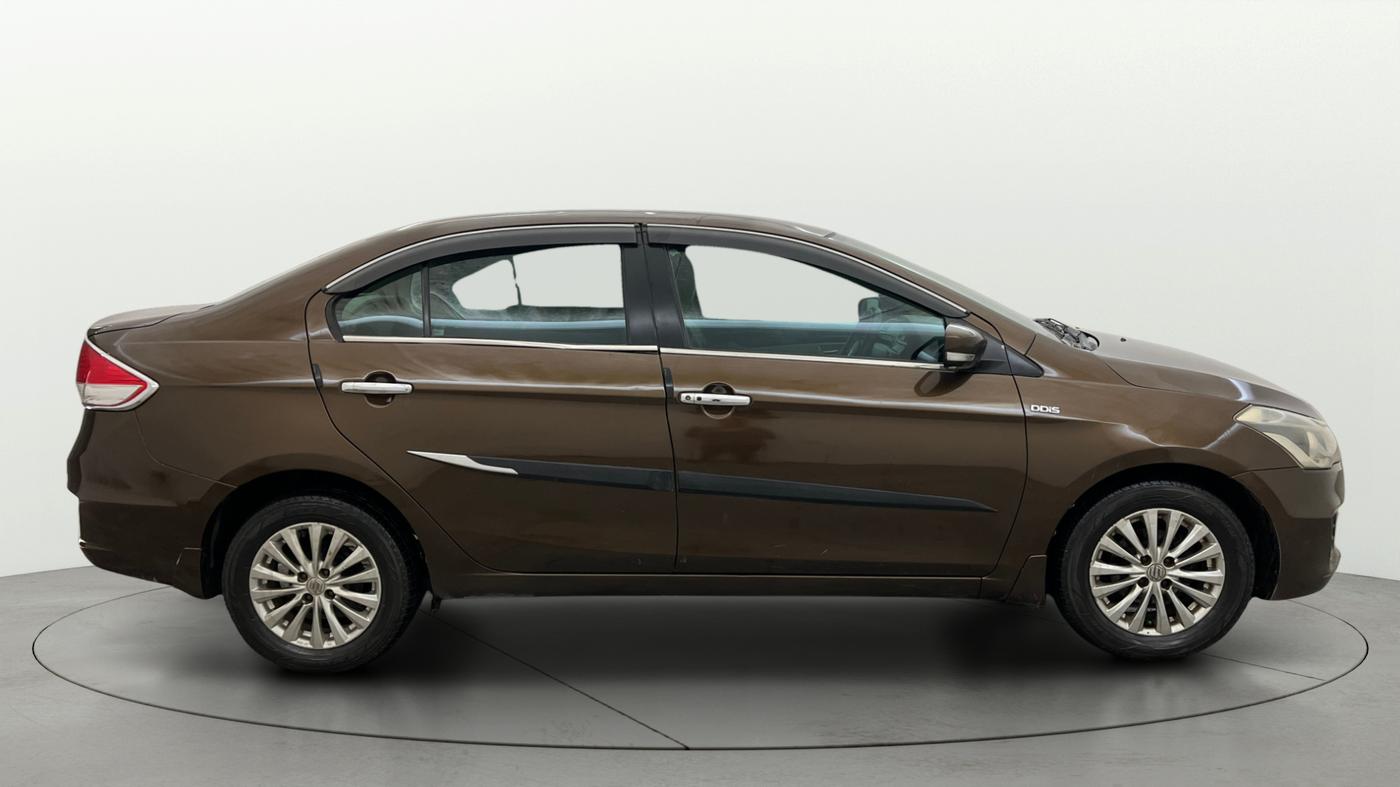 2016 Maruti Ciaz ZDI+ SHVS, Diesel, Manual, 87,931 km, Right Side View