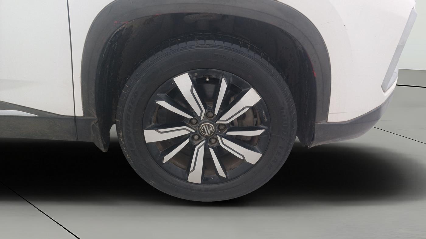 2019 MG HECTOR SHARP 1.5 DCT PETROL, Petrol, Automatic, 32,825 km, Right Front Wheel