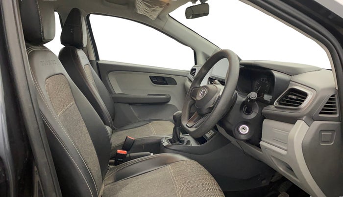2020 Tata ALTROZ XE PETROL, Petrol, Manual, 31,561 km, Right Side Front Door Cabin