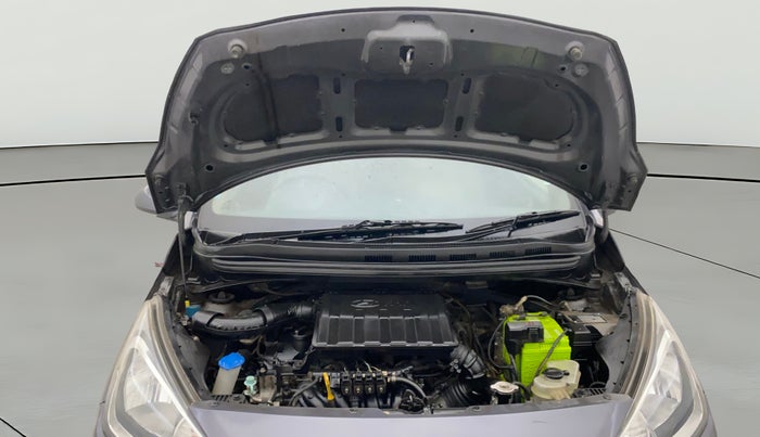 2018 Hyundai Xcent SX 1.2, CNG, Manual, 1,33,725 km, Open Bonet