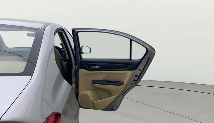 2020 Honda Amaze 1.5L I-DTEC S, Diesel, Manual, 1,15,197 km, RHS Rear Door