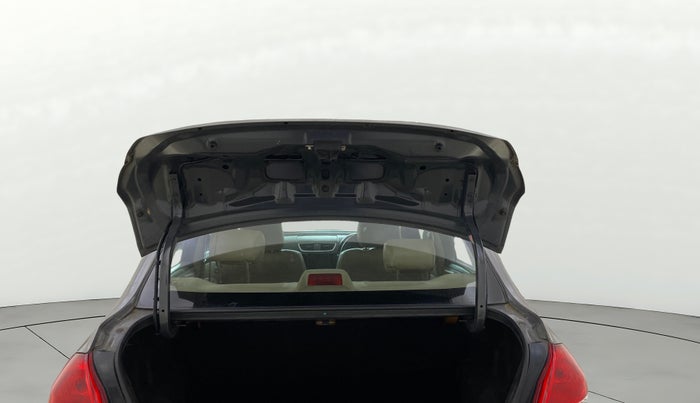 2015 Maruti Swift Dzire VXI, Petrol, Manual, 1,01,457 km, Boot Door Open