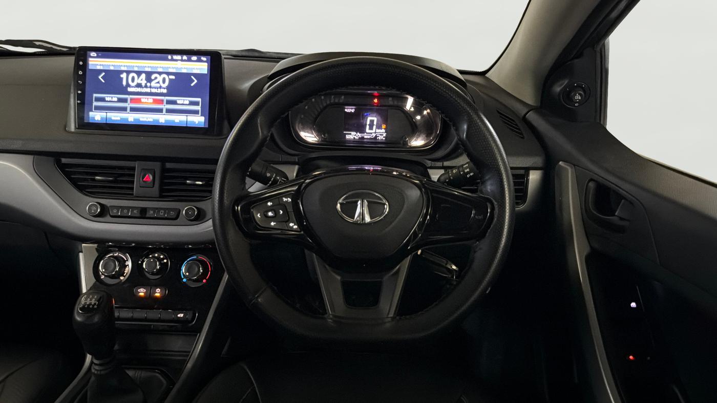 2020 Tata NEXON XM SUNROOF PETROL, Petrol, Manual, 50,912 km, Steering Wheel Close Up