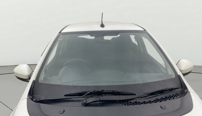 2016 Tata Tiago XT DIESEL, Diesel, Manual, 60,451 km, Front Windshield