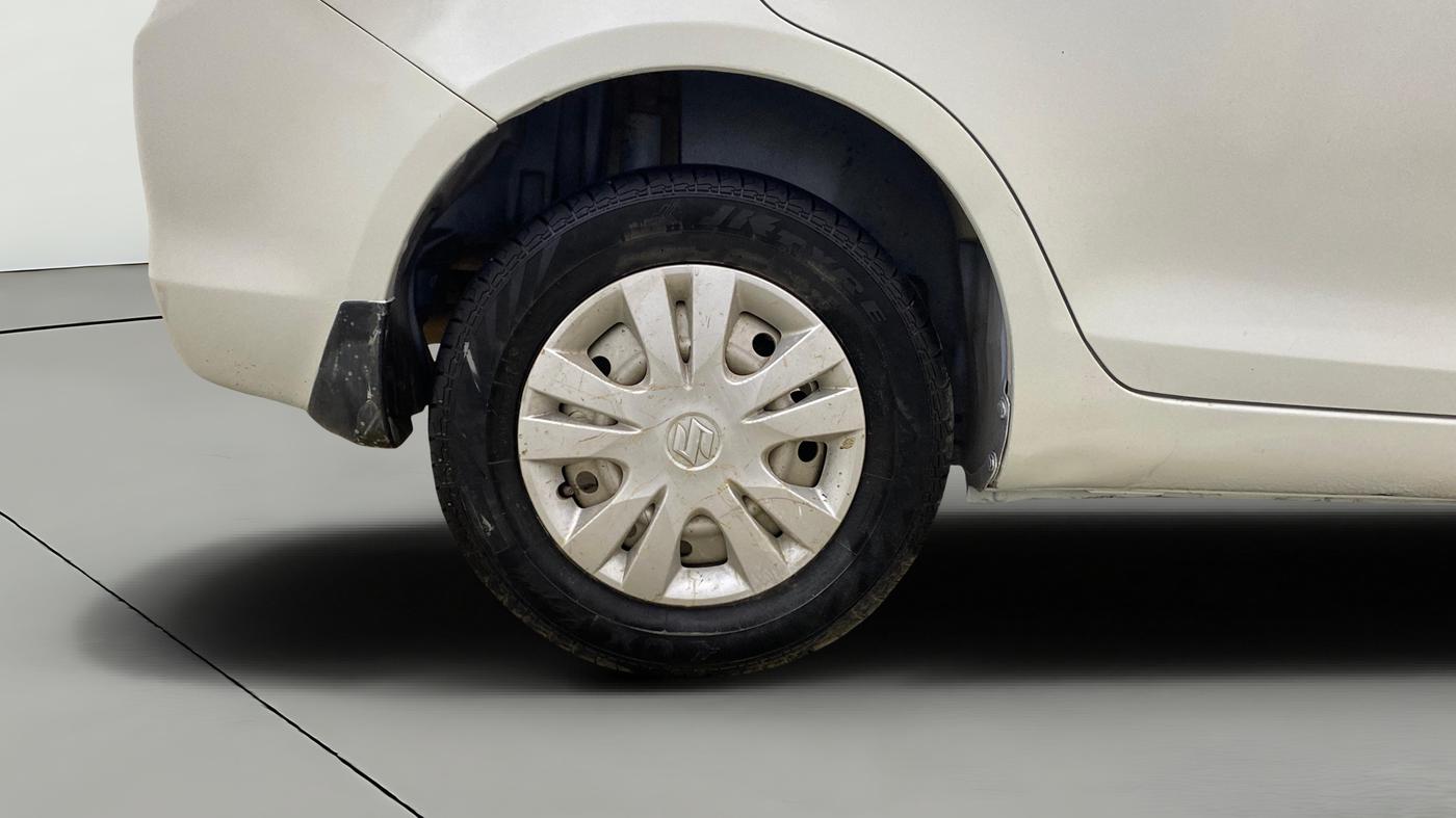 2021 Maruti Swift Dzire TOUR S-CNG, CNG, Manual, 1,36,436 km, Right Rear Wheel
