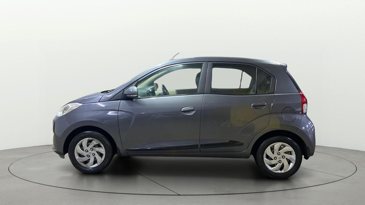2018 Hyundai NEW SANTRO SPORTZ MT, CNG, Manual, 1,12,171 km, Left Side
