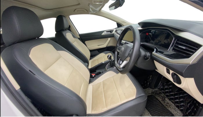 2023 Volkswagen VIRTUS TOPLINE TSI 1.0 MT, Petrol, Manual, 45,319 km, Right Side Front Door Cabin