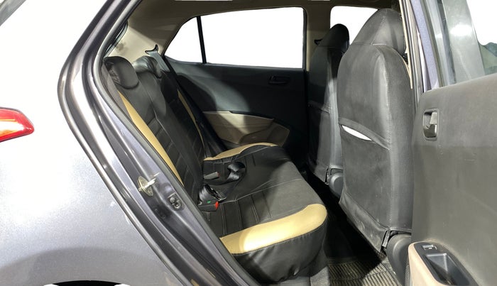 2019 Hyundai Grand i10 MAGNA 1.2 KAPPA VTVT, Petrol, Manual, 8,320 km, Right Side Rear Door Cabin