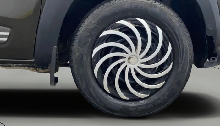 2019 Renault Kwid RXT 1.0 (O), Petrol, Manual, 46,902 km, Right Front Wheel