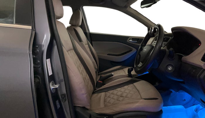 2015 Hyundai Elite i20 SPORTZ 1.2, Petrol, Manual, 56,497 km, Right Side Front Door Cabin