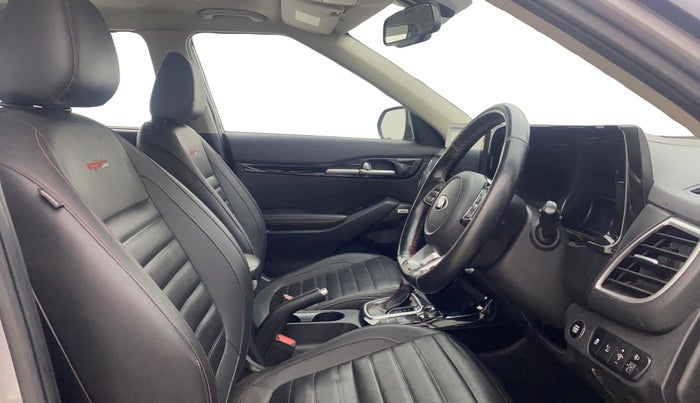 2020 KIA SELTOS GTX PLUS DCT 1.4 PETROL, Petrol, Automatic, 67,316 km, Right Side Front Door Cabin