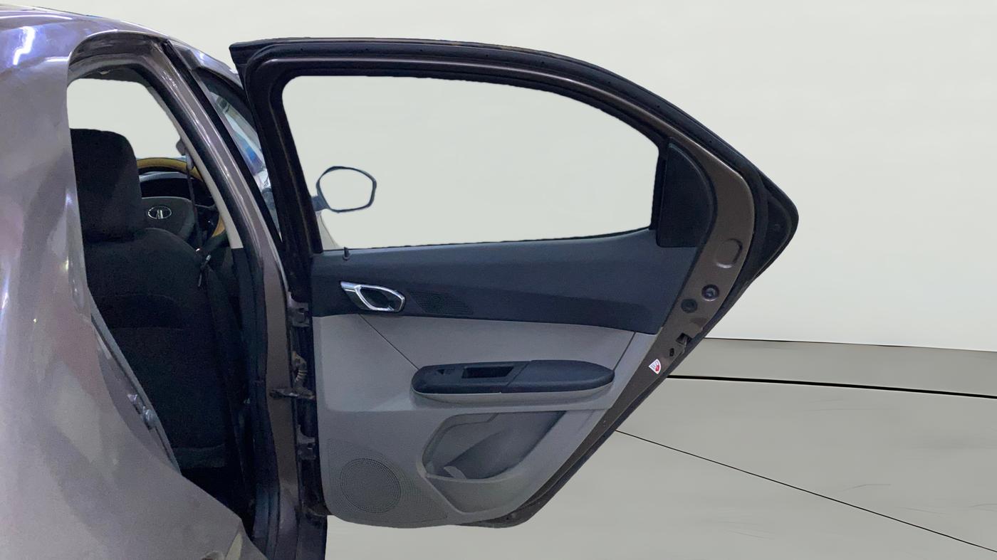 2018 Tata Tiago XZ PETROL, Petrol, Manual, 87,505 km, RHS Rear Door