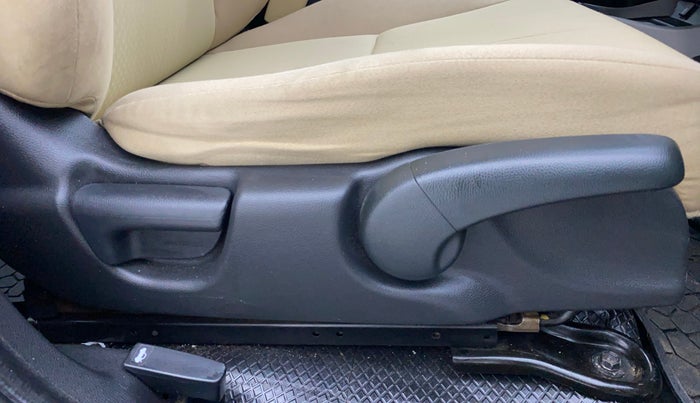 2018 Honda City 1.5L I-VTEC V MT, Petrol, Manual, 41,343 km, Driver Side Adjustment Panel