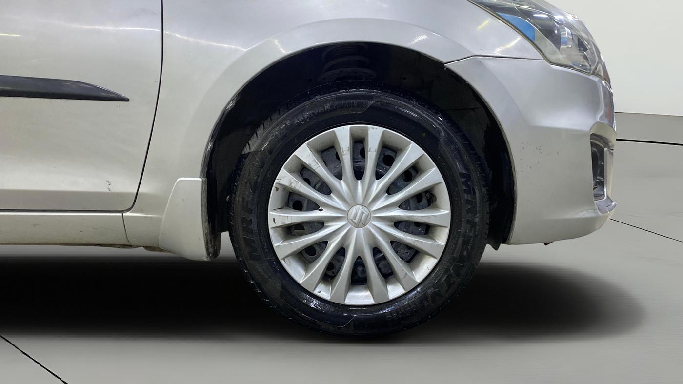 2018 Maruti Ciaz DELTA 1.4 MT PETROL, Petrol, Manual, 50,605 km, Right Front Wheel