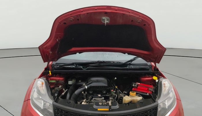 2018 Tata NEXON XM PETROL, Petrol, Manual, 55,956 km, Open Bonet