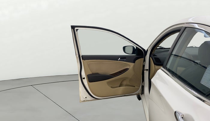 2014 Hyundai Verna FLUIDIC 1.4 CRDI CX, Diesel, Manual, 98,279 km, LHS Front Door