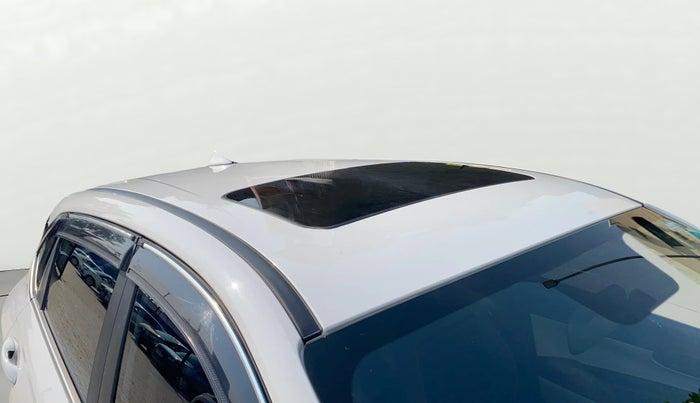 2024 Hyundai NEW I20 Sportz (O) 1.2, Petrol, Manual, 11,965 km, Roof