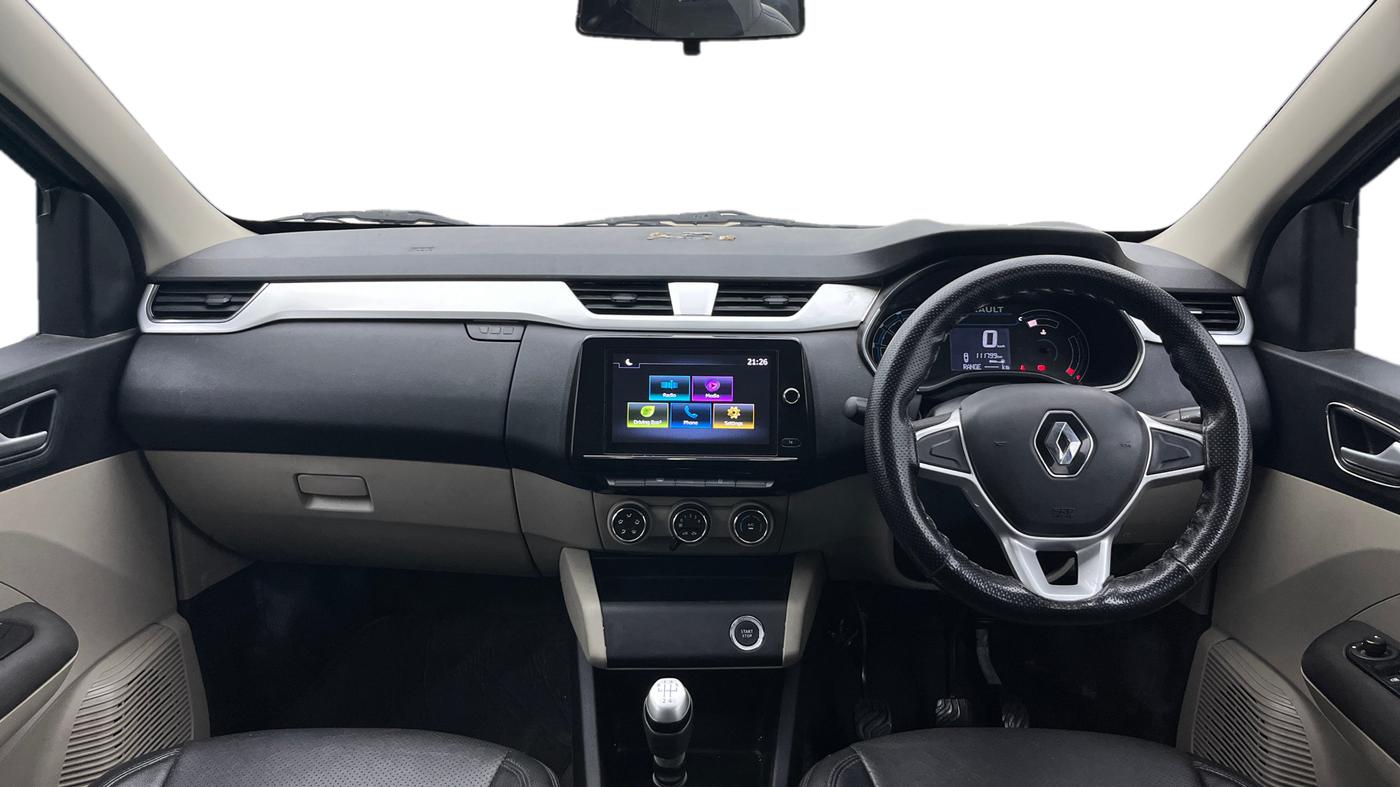 2020 Renault TRIBER RXZ, Petrol, Manual, 1,11,798 km, Dashboard