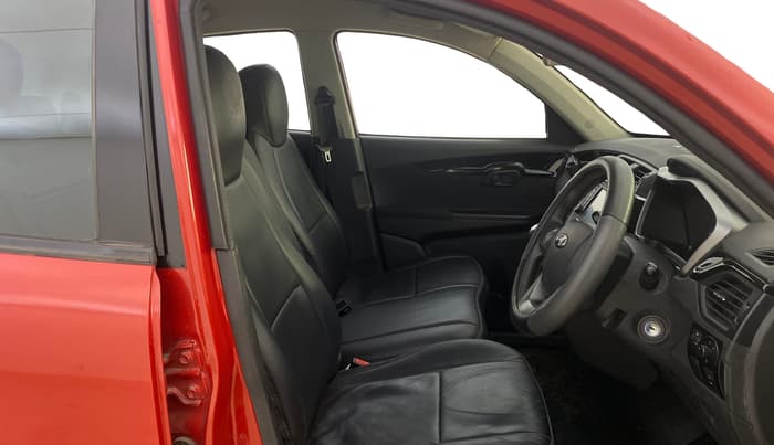 2017 Mahindra KUV 100 NXT K8 P 6 STR, Petrol, Manual, 19,051 km, Right Side Front Door Cabin