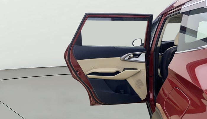 2023 KIA CARENS LUXURY PLUS 1.5 DIESEL AT 7 STR, Diesel, Automatic, 13,641 km, LHS Rear Door