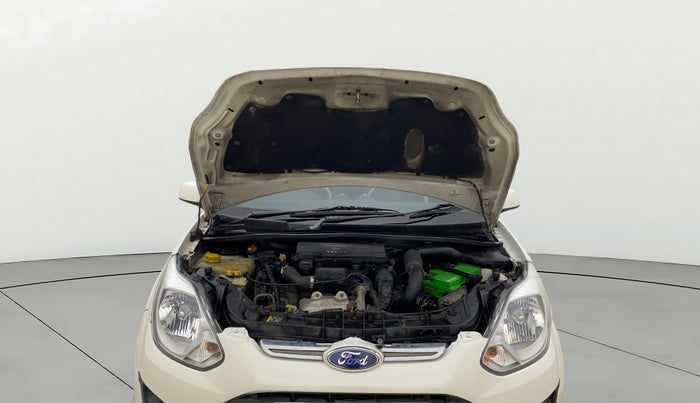 2014 Ford Figo ZXI 1.4 DIESEL, Diesel, Manual, 1,14,390 km, Open Bonet