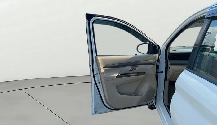 2020 Maruti Ertiga VXI SHVS, Petrol, Manual, 87,675 km, LHS Front Door