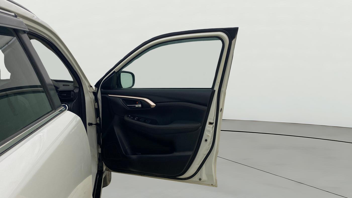 2023 Maruti Grand Vitara ALPHA PLUS HYBRID ECVT, Hybrid, Automatic, 90,717 km, RHS Front Door