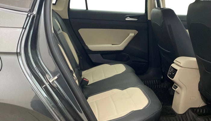 2025 Volkswagen VIRTUS Highline Plus 1.0 TSI AT, Petrol, Automatic, 1,376 km, Right Side Rear Door Cabin