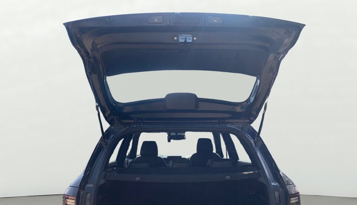 2023 Hyundai VENUE SX 1.2 KNIGHT EDITION, Petrol, Manual, 61,051 km, Boot Door Open