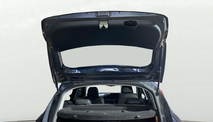 2023 Hyundai NEW I20 ASTA (O) 1.2 AT, Petrol, Automatic, 35,729 km, Boot Door Open