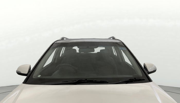 2016 Hyundai Creta SX PLUS 1.6 PETROL, Petrol, Manual, 28,624 km, Front Windshield