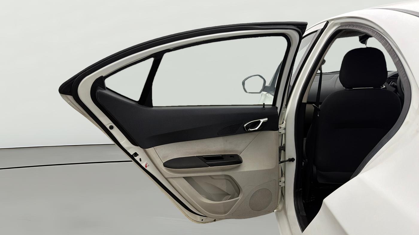 2022 Tata TIGOR XZA PLUS PETROL, Petrol, Automatic, 31,815 km, LHS Rear Door